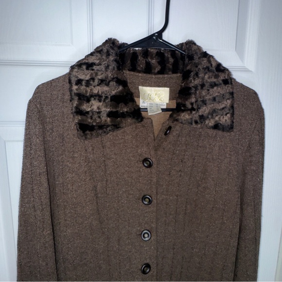 Vintage Caché Brown Coat Faux Fur Collar Size 10 - Picture 5 of 8
